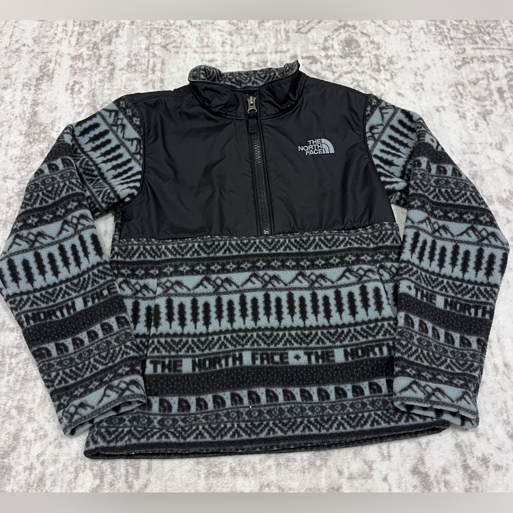 The North Face Girls Black & White 1/4 Zip